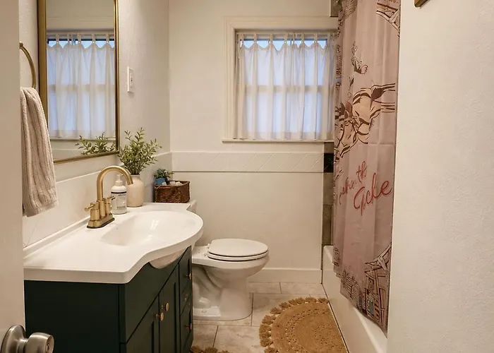 Vakantiehuis Walk To Dickies & Will Rogers | Pet-friendly 3br *